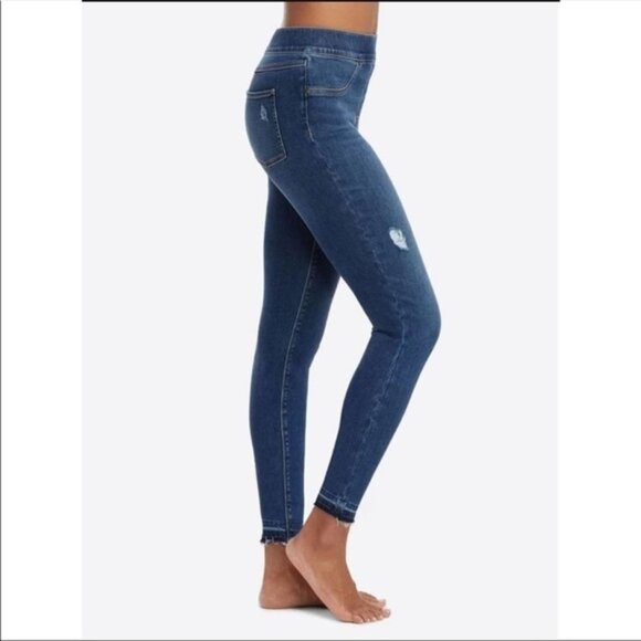 SPANX Distressed Ankle Skinny Jeans Size Medium - Picture 2 of 12